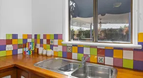 The Little Blue Shack - Quaint Granny Flat - Image 5