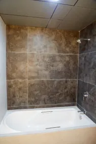 Atithi Deluxe Rooms - Image 4