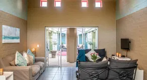 Puza Moya Guest House - Image 2