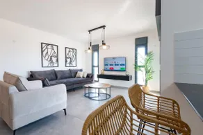 Luxury APT 3BR l New Tower & Parking l Mamad - Image 2