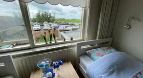 Huis bij het water in uitstekend fiets-, vis- en vaargebied - Image 2