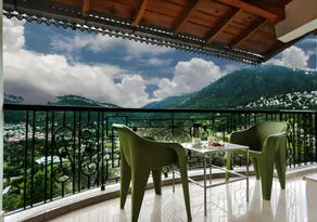 Sapphire Inn Bhimtal - Image 2