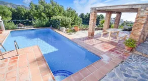 Villa Alegria, Frigiliana Luxury Villa with easy access, private pool and parking HansOnHoliday Rentals - Image 4