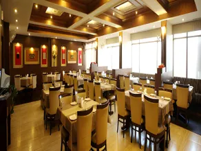 Hotel Surya Prime - Image 5