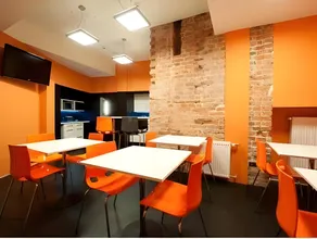 Planet Hostel - Image 4