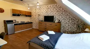 Apartament przy Brzozowej Polanie w okolicy morza i jeziora z własnym ogródkiem - Image 2