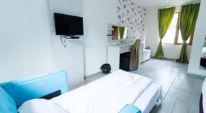 Elinor Complex - Image 2