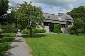 Functionally furnished bungalow located in the Ourthe Valley - Image 2