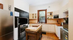 Ironbark Oasis - Serene Poolside Haven by Mudgee CBD - Image 4