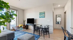 Luxury Condo in Ybor City Tampa w/Pool access - Image 2