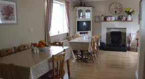 Oak Lodge - Image 4