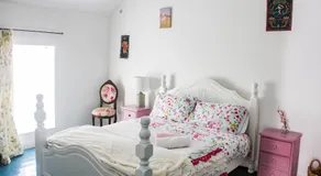 Boss’s farmhouse - Image 2