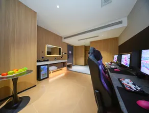 ROG Gaming Hotel (Qingdao Taidong Pedestrian Street Branch) - Image 3