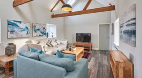 Host & Stay - Fenwick Village Hall - Image 3