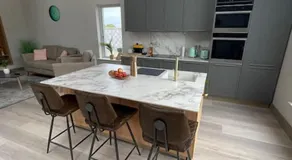 Spanish Point Luxury Home beside sea with Sauna! - Image 4