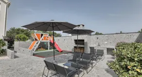 HD Beach House I - Image 5