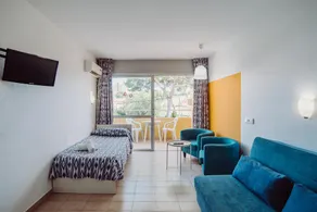Los apartamentos del complejo,ideal para viajeros - Image 2