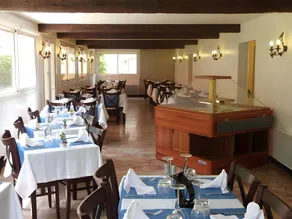 Hôtel Restaurant Le Lachens - Image 3