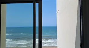 Studio et piscine sur la grande plage - Image 5