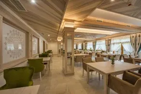 Askana, 150m from the thermal baths and ski lifts - Image 3