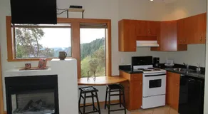 Moon Water Lodge - Image 5