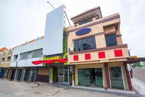 Captial O 2205 Hotel 3 Intan - Image 4