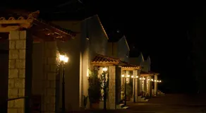 "La Familia" Boutique Private Maisonettes near the sea - Image 2