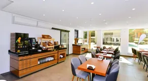 Korki's Motel - Image 2