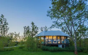 Taiping Lake Forest Chalet Hotel - Image 4