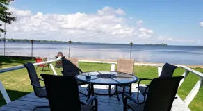 Entire waterfront cottage in carrying place - Image 3
