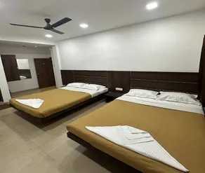 Hotel Shreetej Executive - Image 2