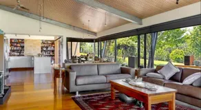 Paradise Point, beautiful and secluded, ocean views, 800m lake frontage - Image 3
