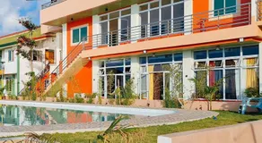 RedDoorz Plus @ Galucksea Beach Resort - Image 2