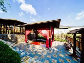 Yixing Yangxian Lake Junlai Hotel Co., Ltd. - Image 3