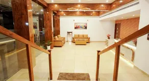 Hotel Praada Residency - Image 5
