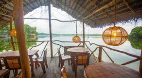 Aki Luna Lagoon Resort Hikkaduwa - Image 5