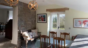 Pontyclerc Farm House Bed and Breakfast - Image 3