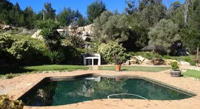 Over The Mountain Guest Farm - Image 2