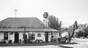 On Chapel St, The Royal Hotel Dalton - Image 4