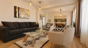 YFB I 130m2 Designwohnung mit 2 Bädern - Image 5