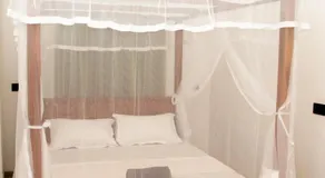 Amaya Guest House - Image 2