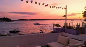 Seafront rooms - Image 3