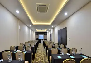 California Hotel Bandung - Image 5