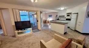 Gregory's Place - Amazing Family Home In Vincentia - Image 2