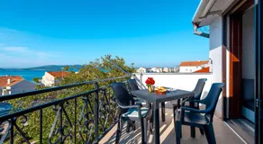 Apartments Brodarica Beach With Balcony Seaview - Image 5