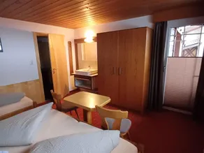 Apartment in Ski Paradise near Trails - Image 4