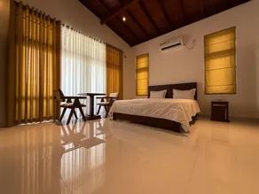 The Residence Retreat - Image 2