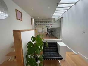 Architect designed openplan 68sqm apartment - Image 2