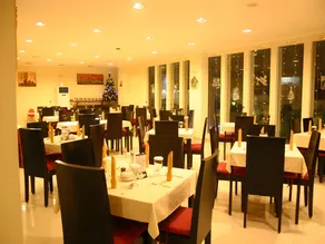 Royal Mamberamo Hotel - Image 4