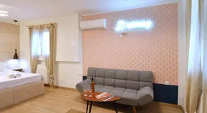 Petralona, a sweet and cozy apartment - Image 2